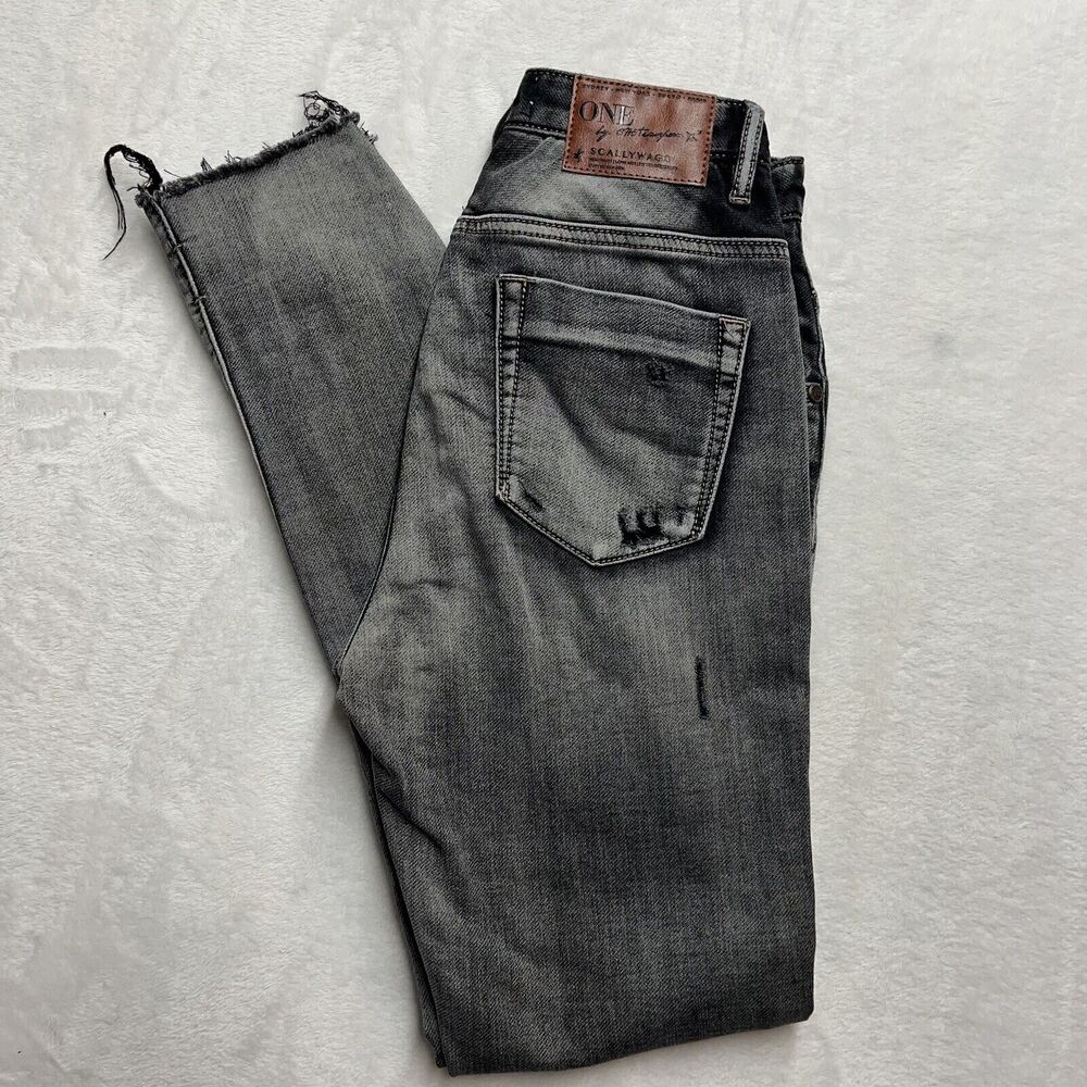 One by One Teaspoon High Rise Curved Leg Jeans Womens 26 Distressed Raw Hem